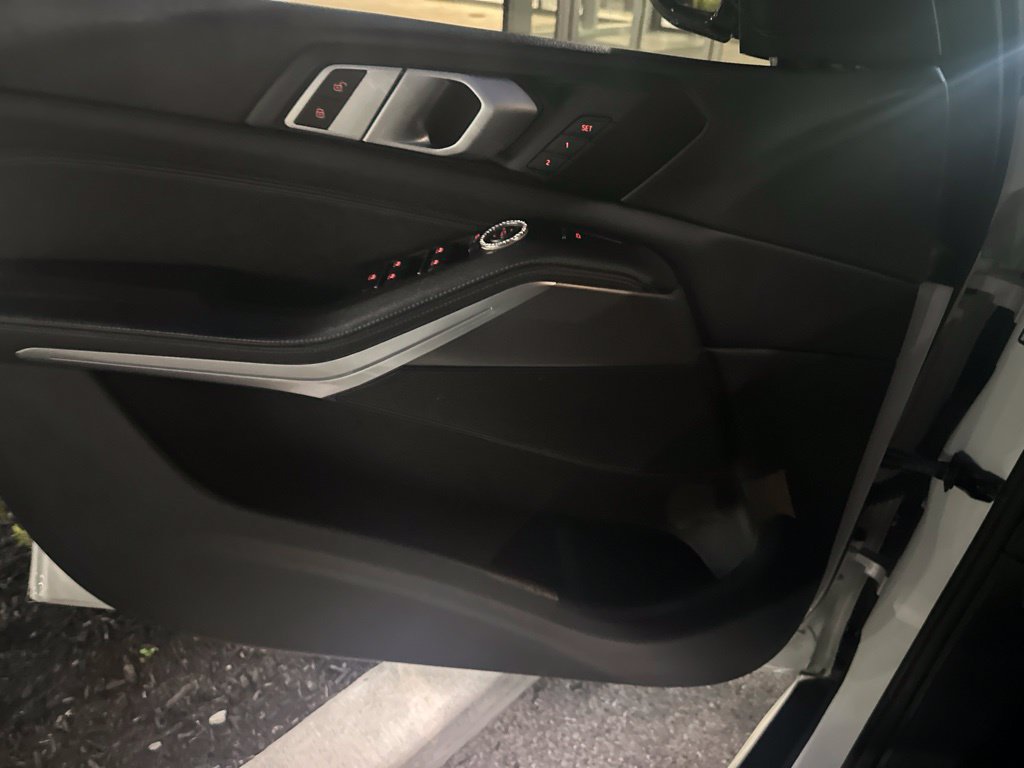 Used 2019 BMW X5 xDrive40i w/ Convenience Package AWD/4WD image 8