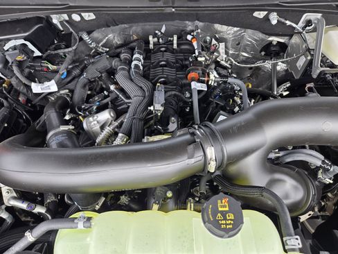 New 2026 Ford Expedition Active image 31