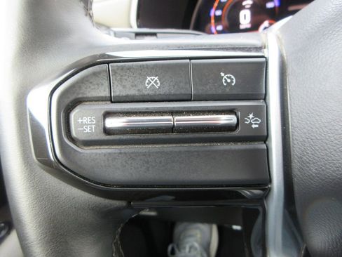 Used 2025 Chevrolet Colorado ZR2 w/ Technology Package image 29