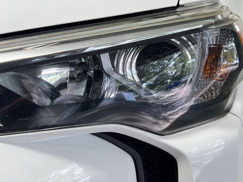 Used 2021 Toyota 4Runner SR5 Premium AWD/4WD image 12
