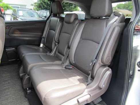 Used 2022 Honda Odyssey EX-L image 18