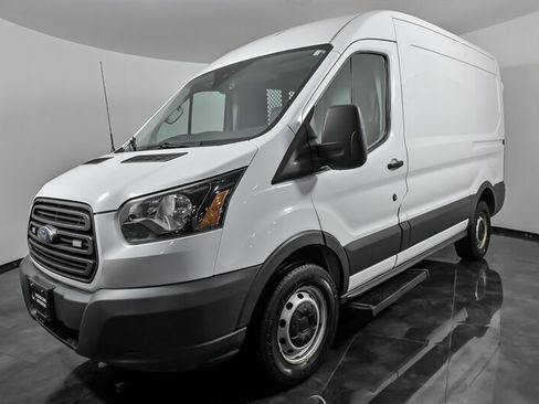 Used 2016 Ford Transit 250 130 Medium Roof image 5
