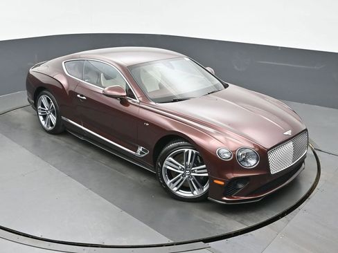 Used 2021 Bentley Continental GT AWD/4WD image 30