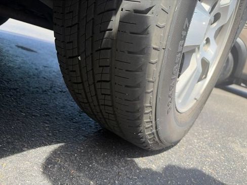 Used 2011 Honda Pilot EX-L image 12