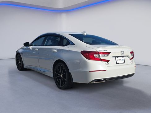 Used 2020 Honda Accord Sport image 3
