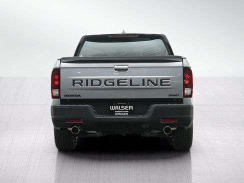 Used 2024 Honda Ridgeline Sport image 4