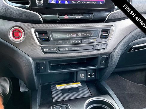 Used 2022 Honda Ridgeline RTL-E image 17
