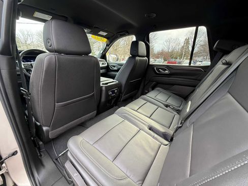 Used 2022 Chevrolet Tahoe Z71 w/ Luxury Package image 24