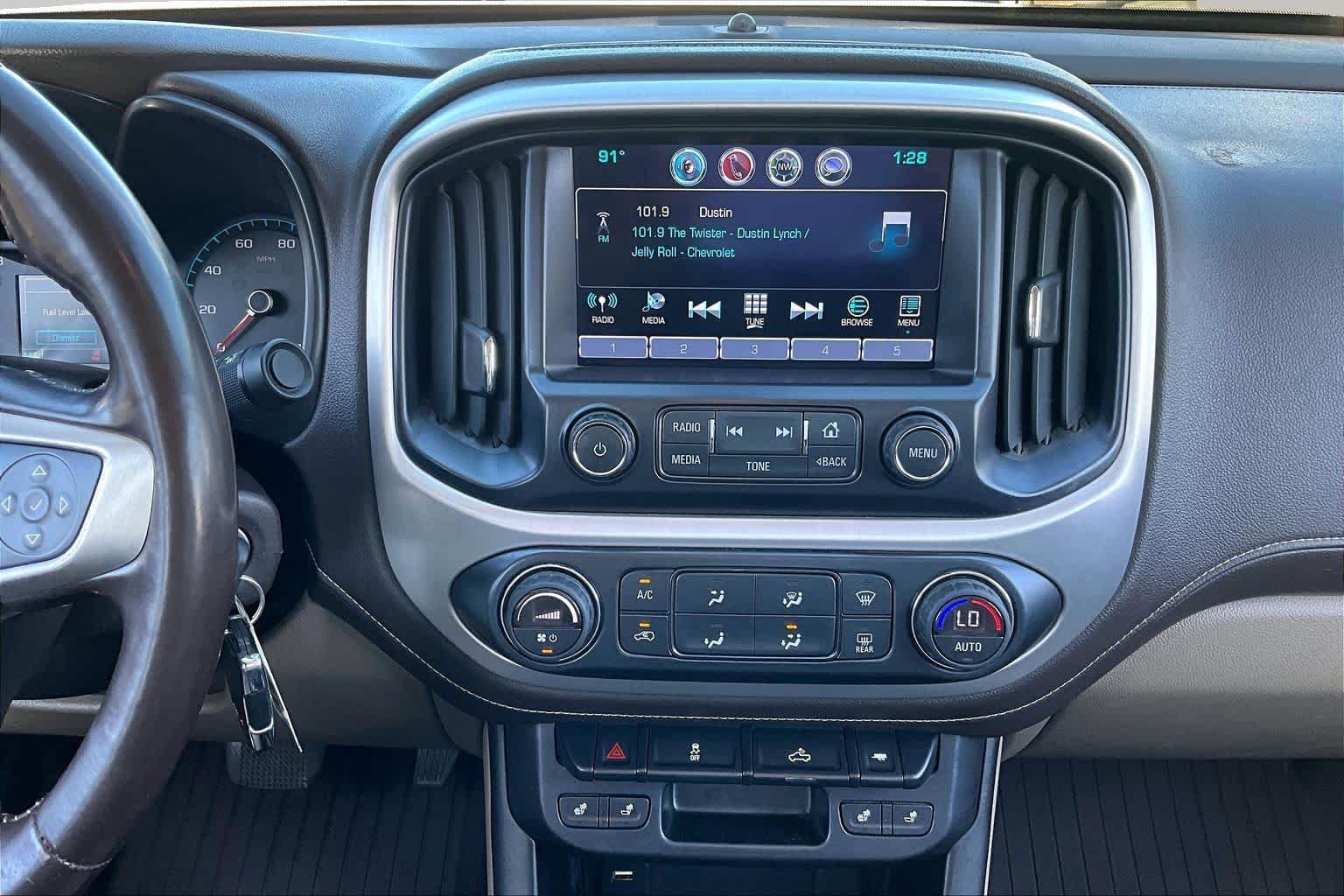 Used 2017 GMC Canyon SLT w/ Trailering Package AWD/4WD image 7