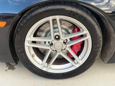 Used 2008 Chevrolet Corvette Z06 w/ Preferred Equipment Group image 12