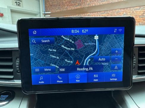 Used 2022 Ford Explorer XLT w/ Equipment Group 202A image 20