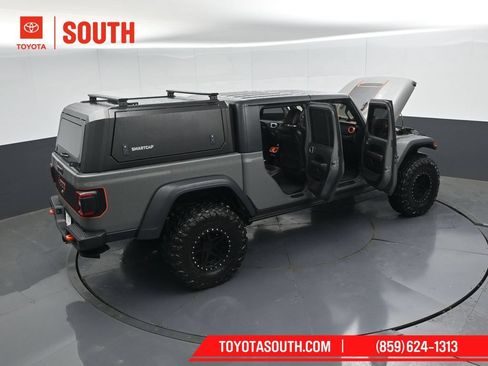 Used 2021 Jeep Gladiator Mojave w/ Dual Top Group AWD/4WD image 50