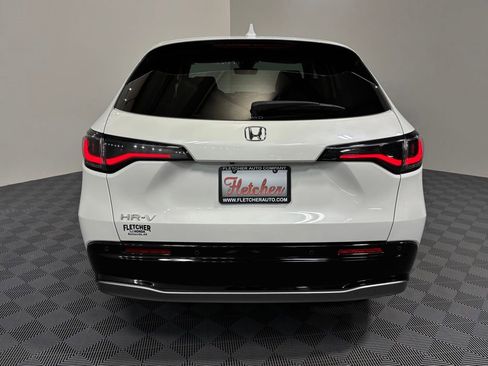 Certified 2024 Honda HR-V EX-L image 5