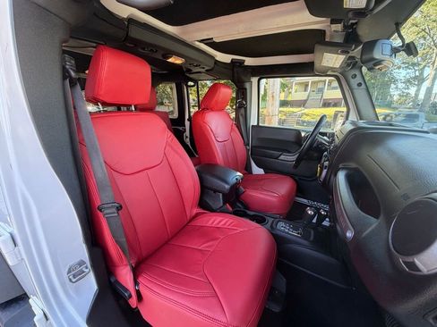 Used 2017 Jeep Wrangler Unlimited Sport w/ Quick Order Package 24S image 19