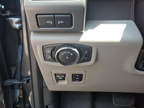 Used 2020 Ford F150 XLT w/ Equipment Group 302A Luxury AWD/4WD image 20