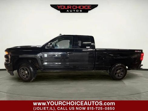 Used 2017 Chevrolet Silverado 1500 LT w/ All Star Edition AWD/4WD image 2