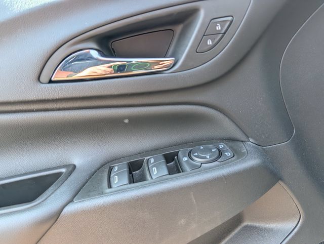 Used 2024 Chevrolet Equinox LT AWD/4WD image 17