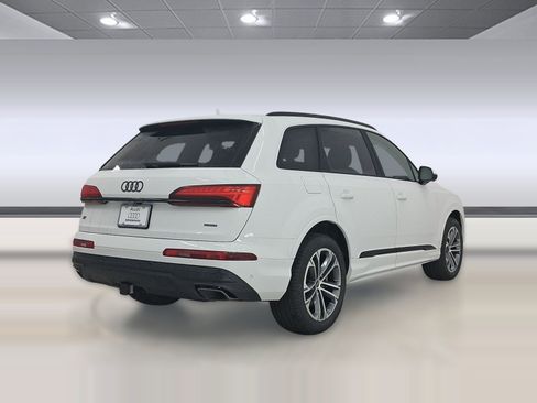 New 2026 Audi Q7 Premium image 9