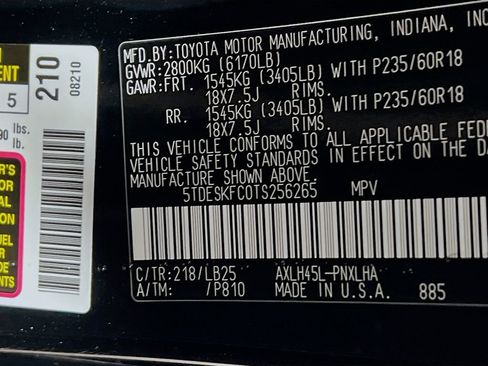 New 2026 Toyota Sienna Platinum AWD/4WD image 26