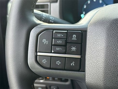 Certified 2025 Ford F150 Lariat w/ Equipment Group 502A High image 29