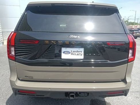 New 2026 Ford Expedition Tremor image 4