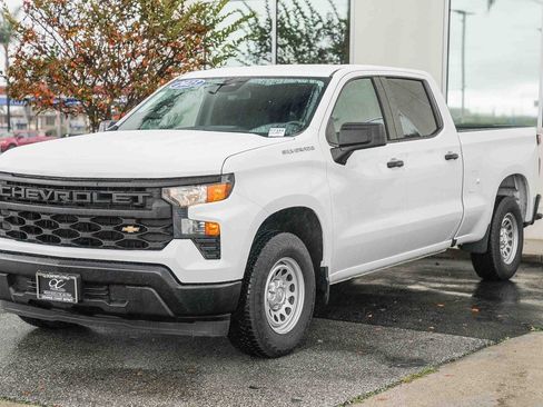Used 2023 Chevrolet Silverado 1500 W/T w/ Trailering Package image 3