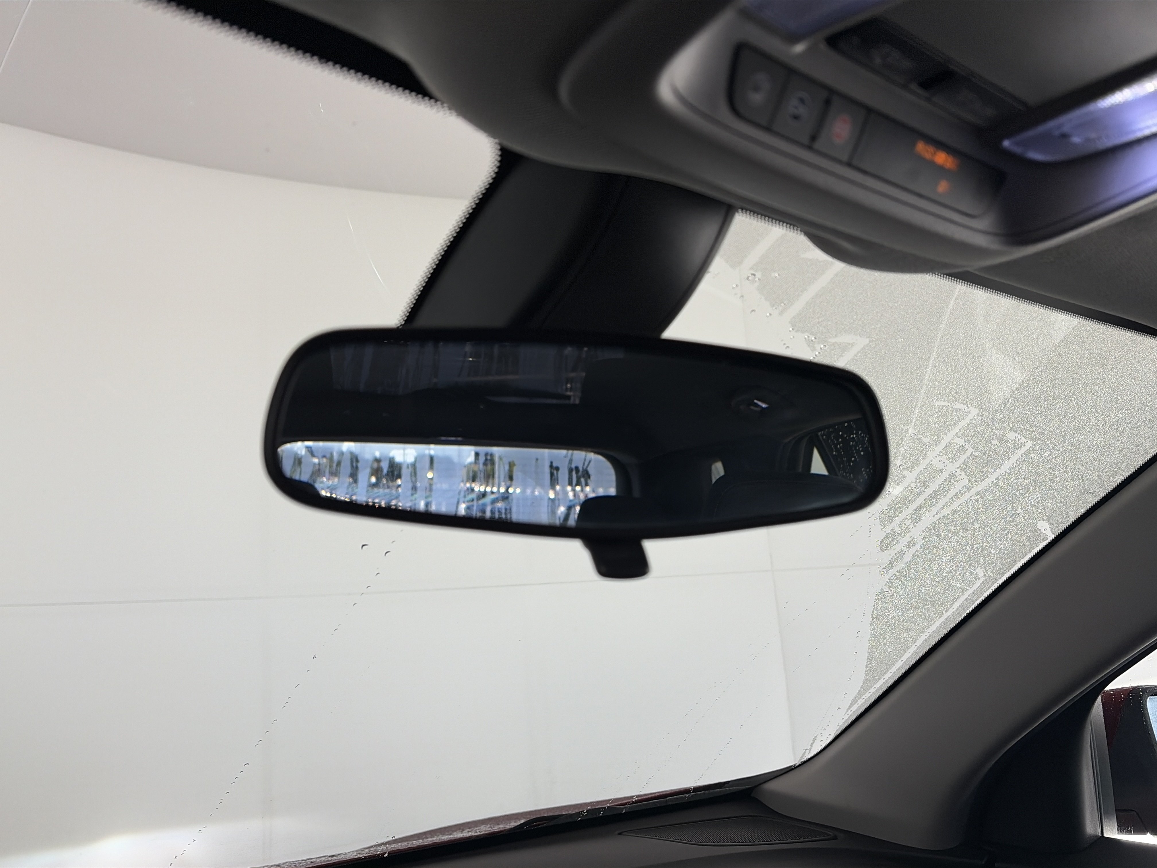 Used 2019 Chevrolet Equinox LT FWD image 31