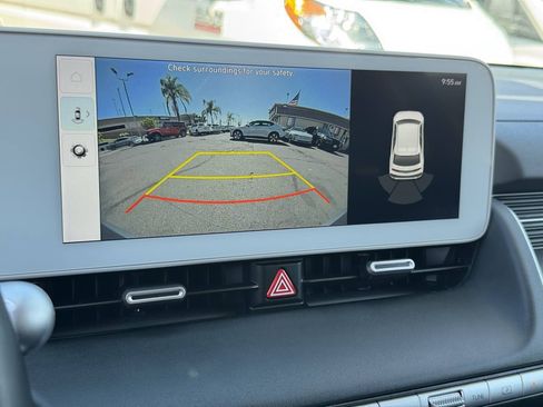 Used 2024 Hyundai Ioniq 5 SE RWD image 32