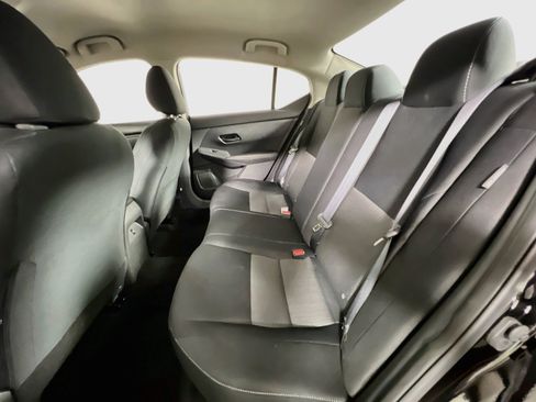 Used 2025 Nissan Sentra SV FWD image 29