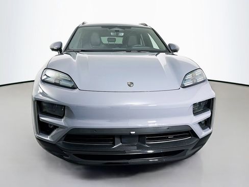 New 2025 Porsche Macan Turbo Electric image 6