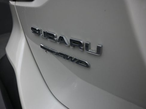 Used 2024 Subaru Outback Premium image 16