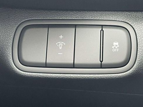 New 2026 Hyundai Venue SE image 35