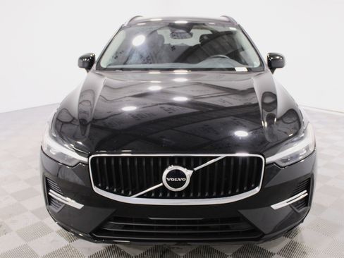 Used 2022 Volvo XC60 B5 Momentum image 30