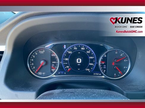 Used 2023 GMC Acadia SLT w/ Elevation Edition image 11