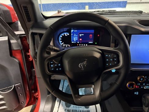 Certified 2023 Ford Bronco Outer Banks image 10