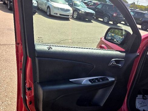 Used 2019 Dodge Journey SE w/ Premium Group image 10