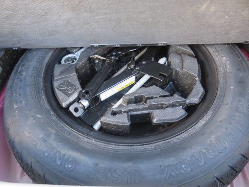 Used 2015 Subaru Crosstrek 2.0i Limited image 12