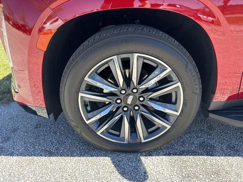 Certified 2024 Cadillac Escalade Sport Platinum image 10