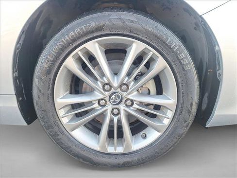 Used 2016 Toyota Camry SE image 21