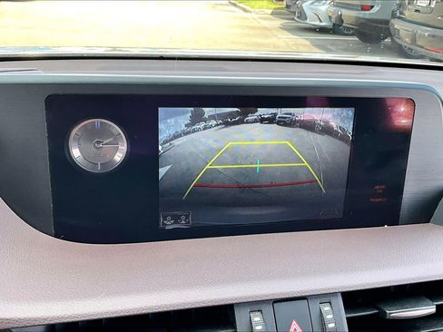 Used 2019 Lexus ES 350 image 23