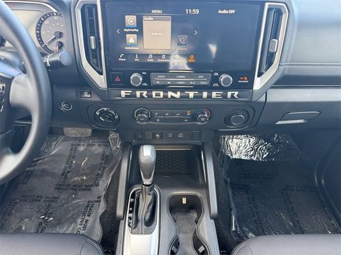 Certified 2025 Nissan Frontier SV image 11