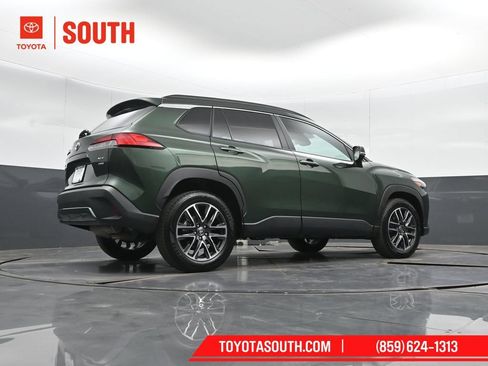 Used 2026 Toyota Corolla Cross XLE AWD/4WD image 37