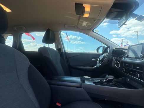 Used 2023 Nissan Rogue SV FWD image 29
