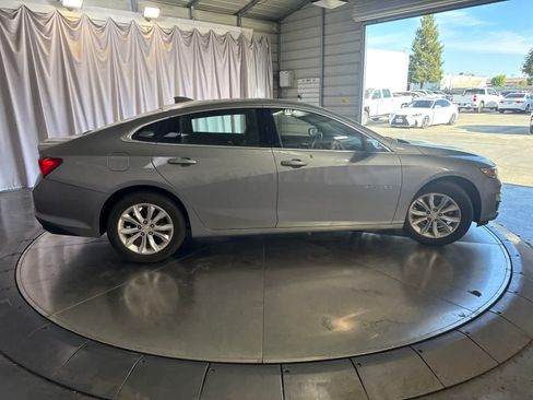 Used 2024 Chevrolet Malibu LT FWD image 4