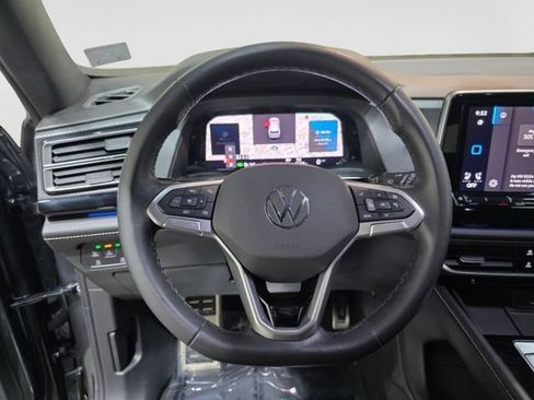 Certified 2024 Volkswagen Atlas Cross Sport SEL Premium R-Line AWD/4WD image 15