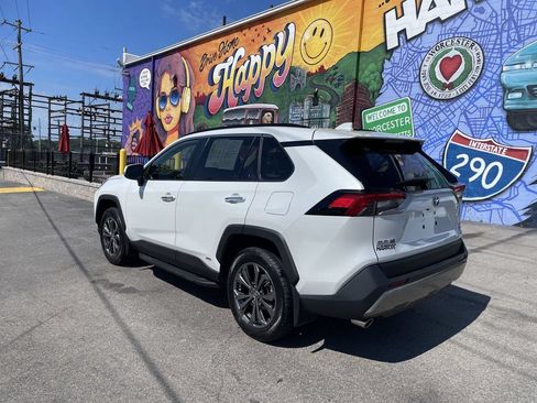 Used 2023 Toyota RAV4 Limited AWD/4WD image 3