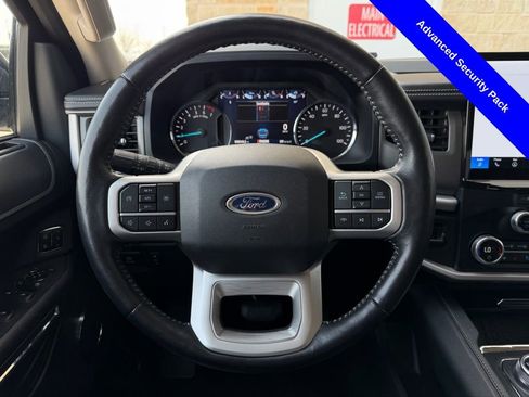 Used 2024 Ford Expedition XLT image 14
