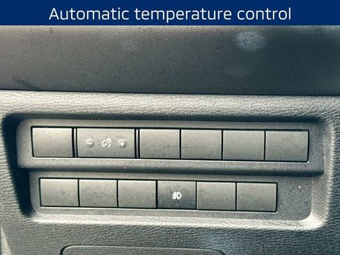 Used 2022 Mitsubishi Outlander ES image 11