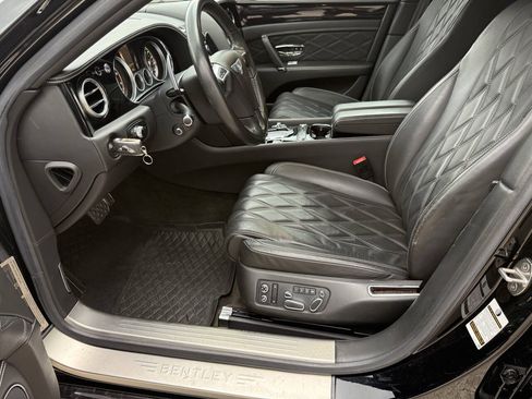Used 2016 Bentley Flying Spur V8 AWD/4WD image 16