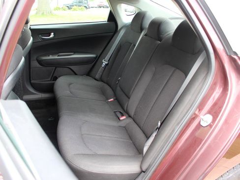 Used 2020 Kia Optima LX FWD image 32